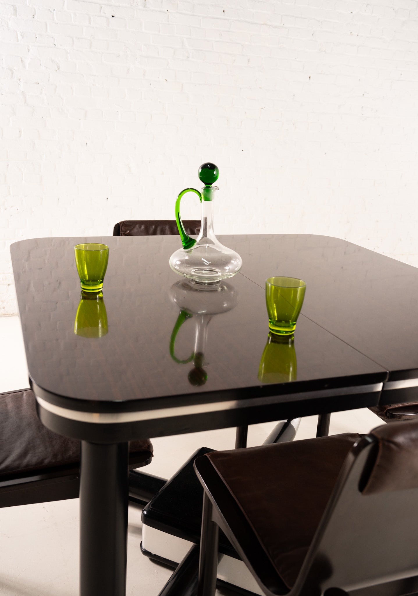 ROBUUSTE HOUTEN TAFEL UIT DE JAREN 80