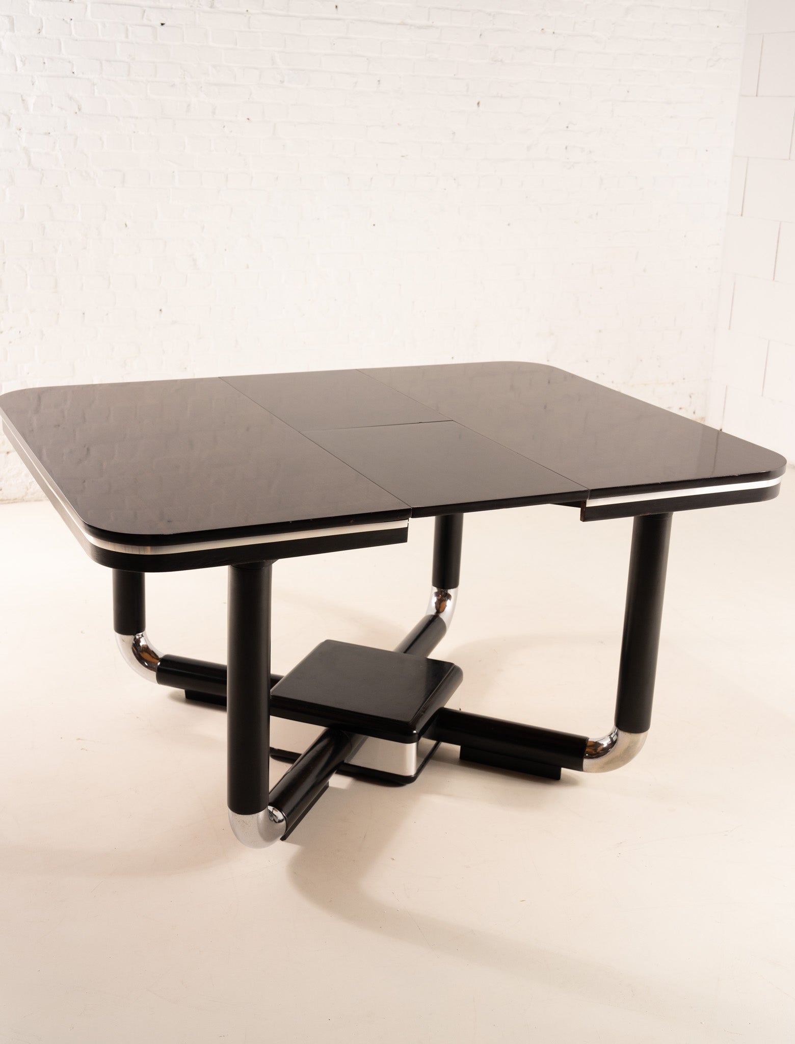 ROBUUSTE HOUTEN TAFEL UIT DE JAREN 80