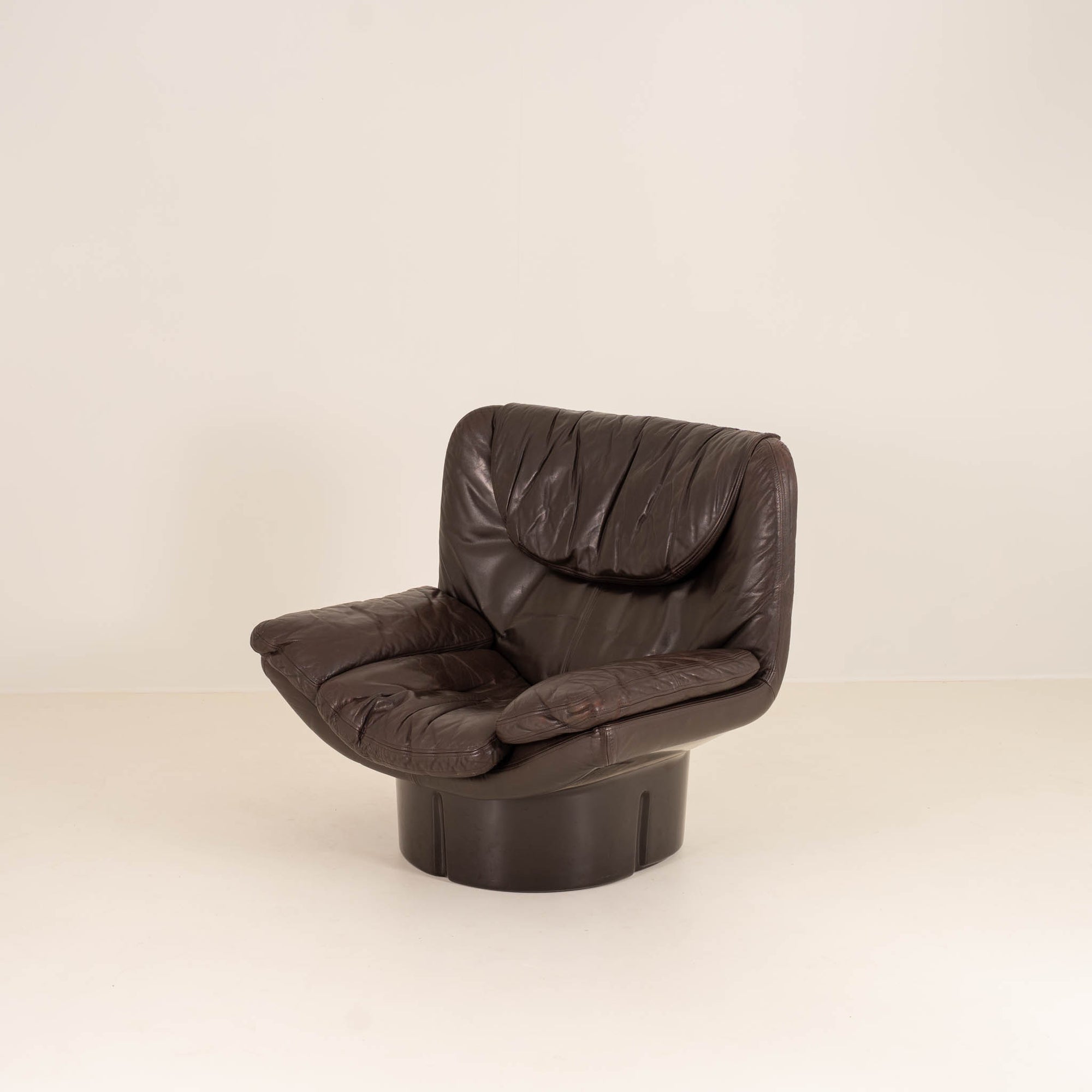 Il Portrone armchair by Titiana Ammannati& Giampiero Vitelli for Comfort