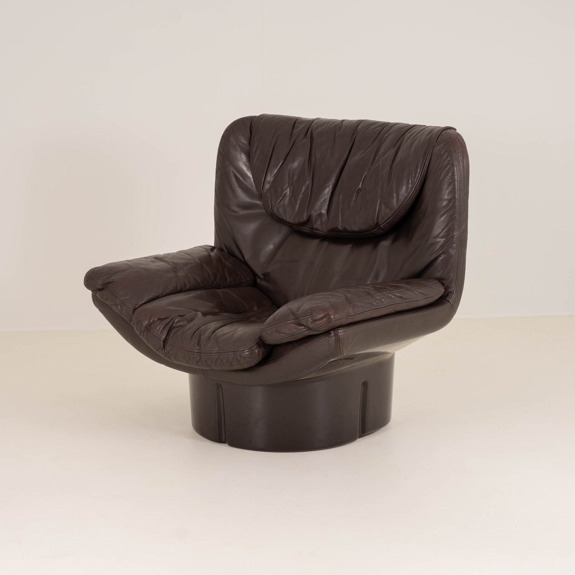 Il Portrone armchair by Titiana Ammannati& Giampiero Vitelli for Comfort