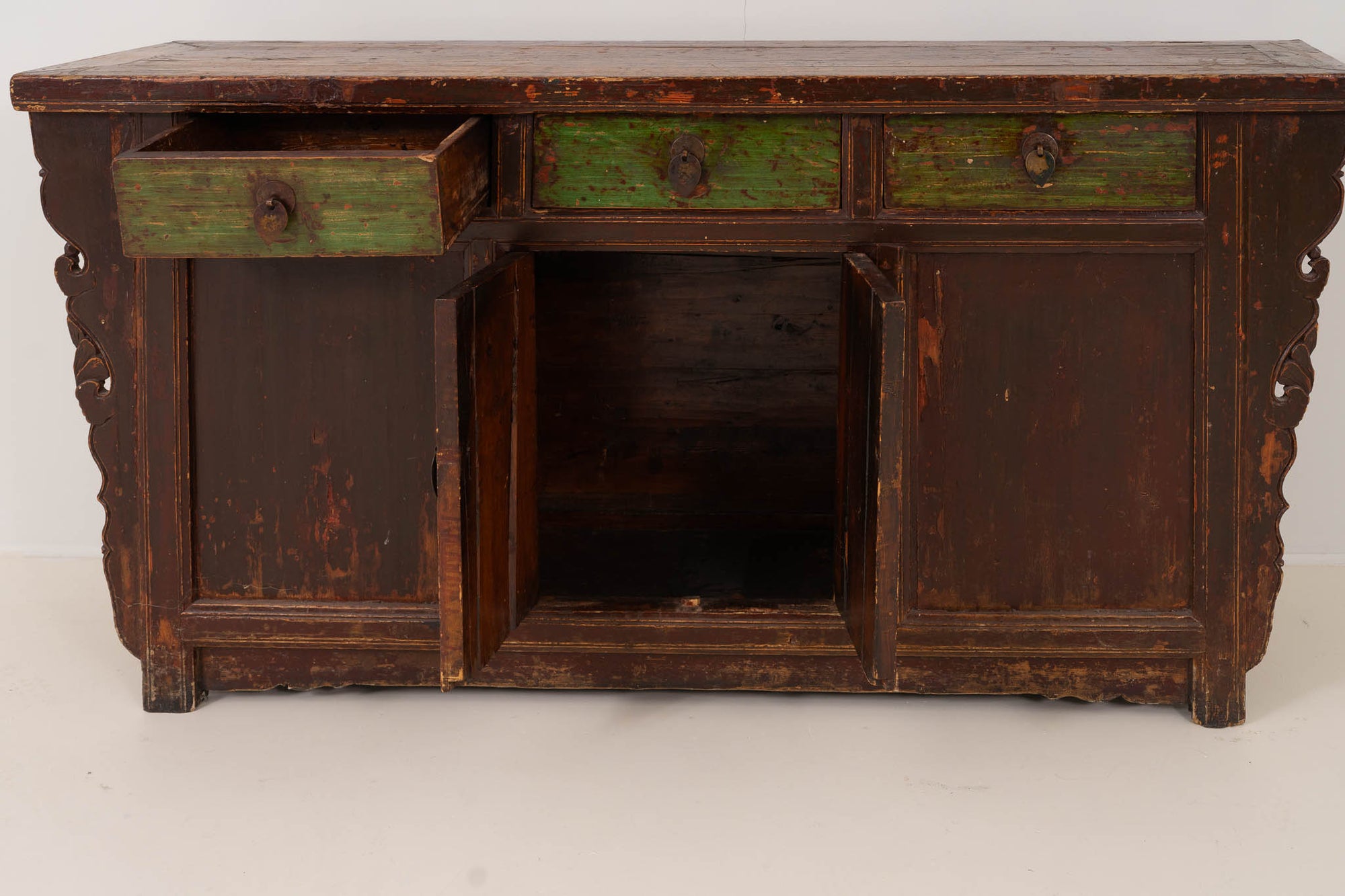 Vintage Indian Sideboard – Hand-Painted with Original Patina