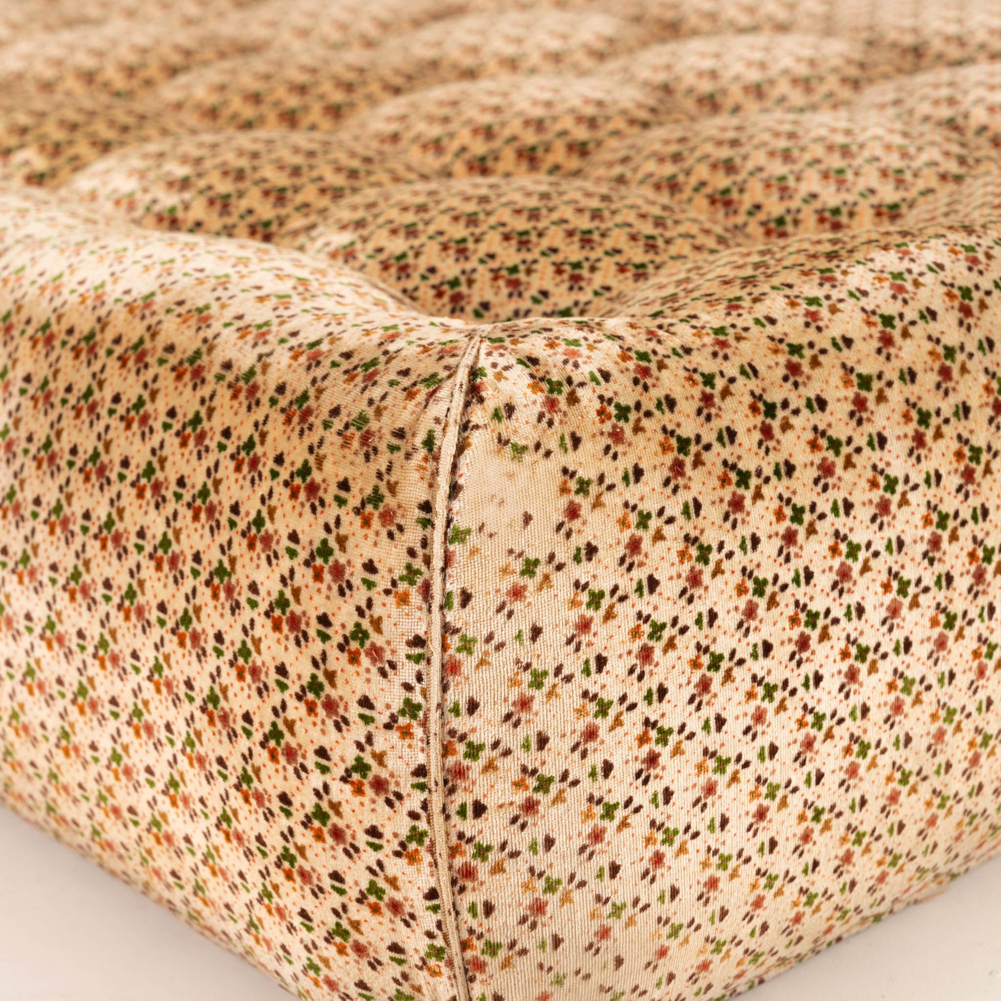 Vintage Bamboletto Daybed by Mario Bellini for B&B Italia, 1975 — Signed, Original Upholstery