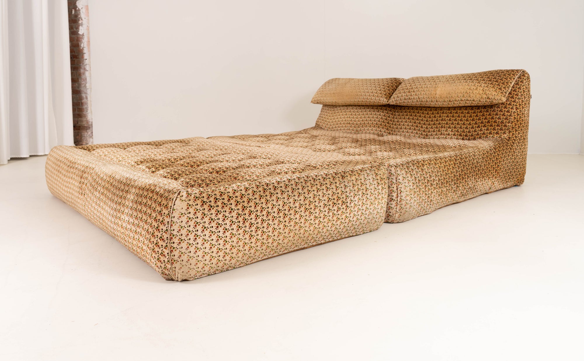 Vintage Bamboletto Daybed by Mario Bellini for B&B Italia, 1975 — Signed, Original Upholstery
