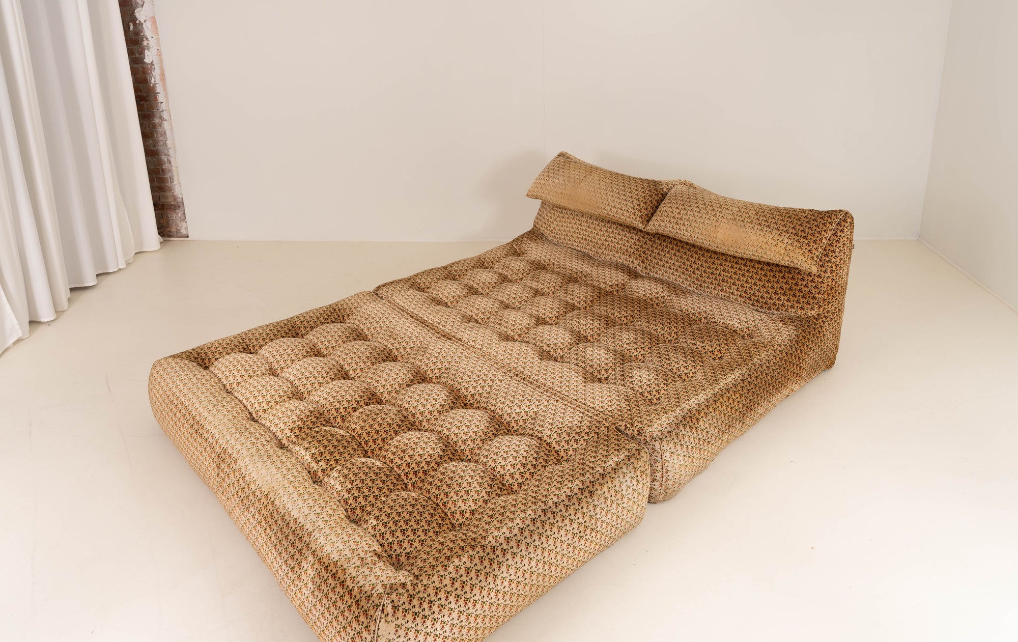 Vintage Bamboletto Daybed by Mario Bellini for B&B Italia, 1975 — Signed, Original Upholstery