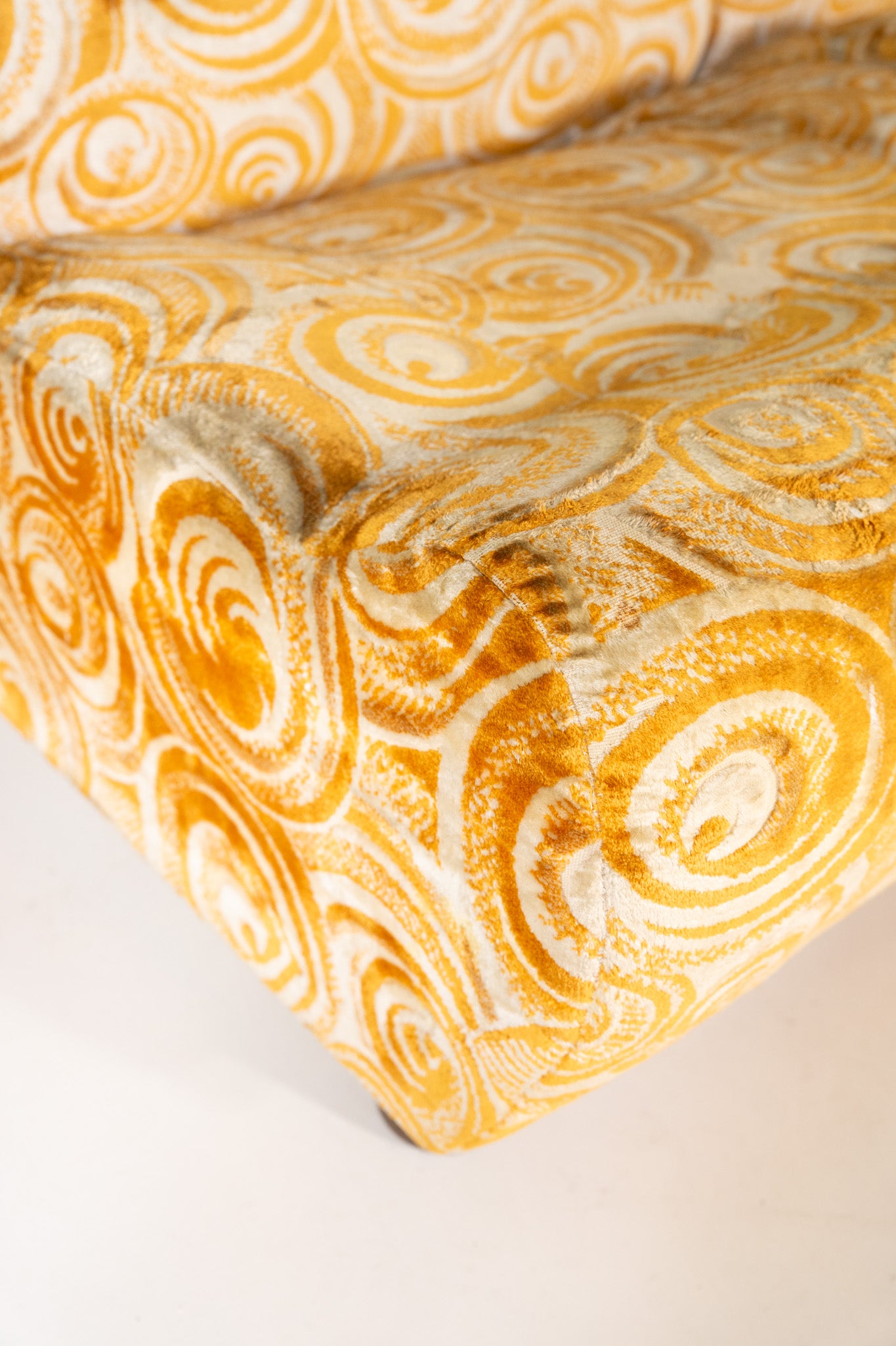 MODULAIRE JAREN 70 GEBOGEN BANK 